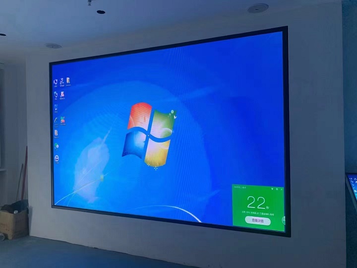 青企协8m2天合P2.5室内LED显示屏