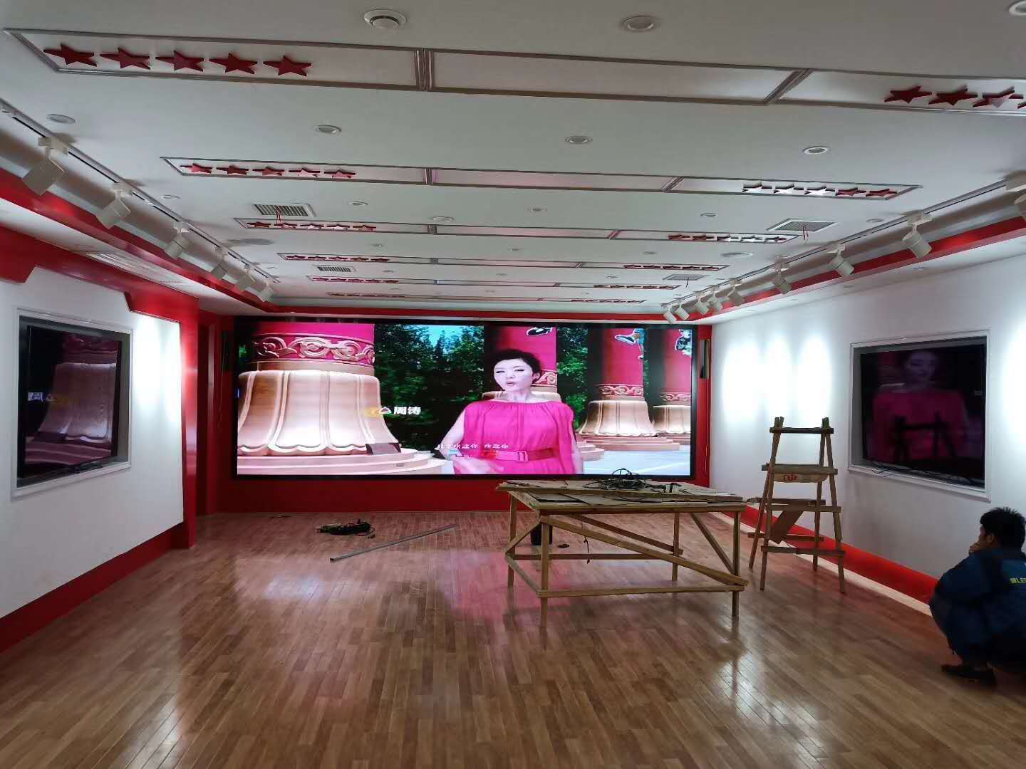 南昌市电力学院室内P3彩屏