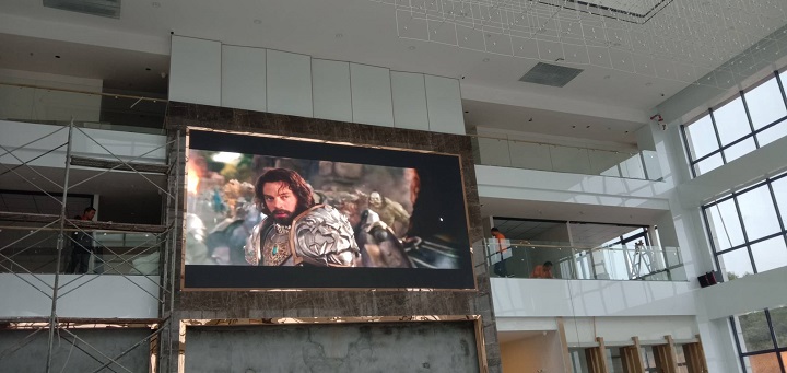 吉水万茂中心售楼部22m2室内Q4全彩屏