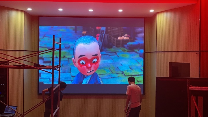 兴桥中学10m2室内Q2.5全彩 LED显示屏